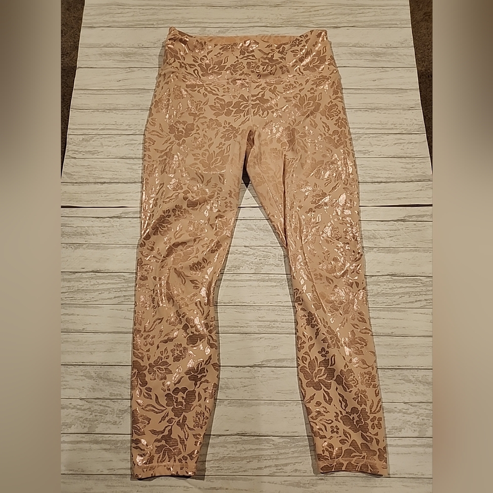 Fabletics Oasis PureLuxe Pink Metallic Foil Floral High-Waisted Leggings Medium